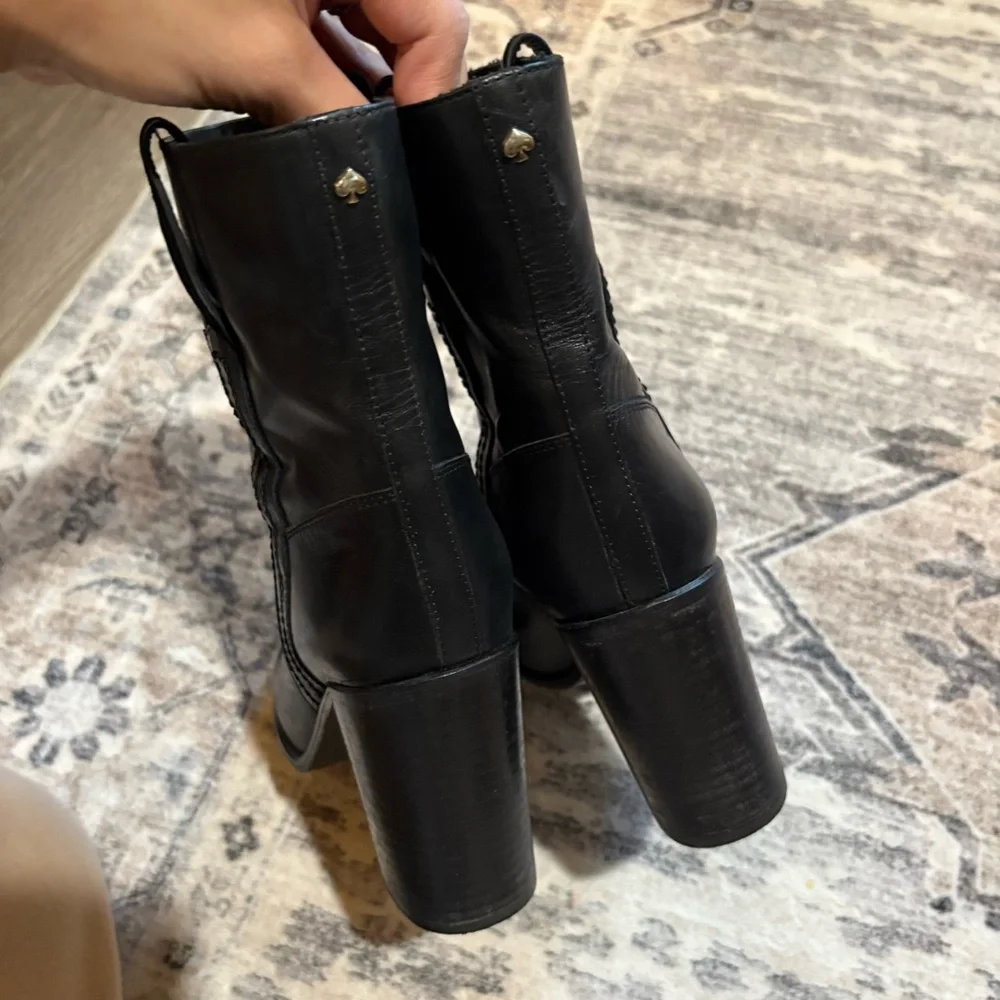 Kate spade baise black Leather heeled boots size 8